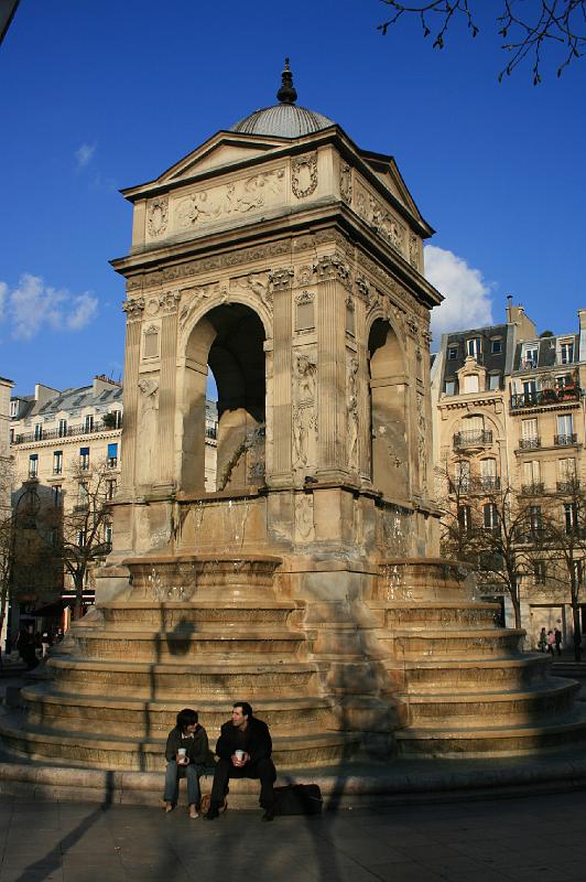 IMG_0519.jpg - Fontaine des innocents