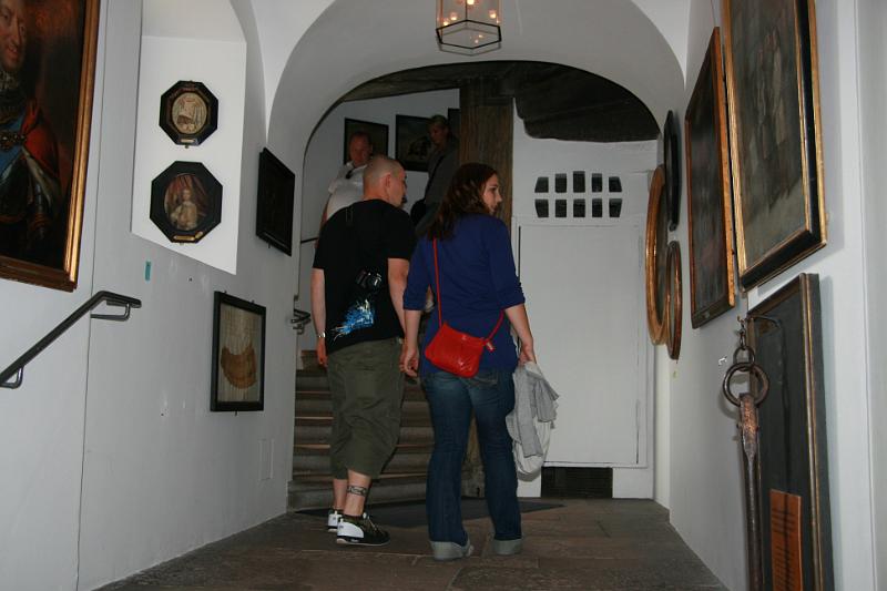 IMG_0308.jpg - op af trappen. -- up the staircase.